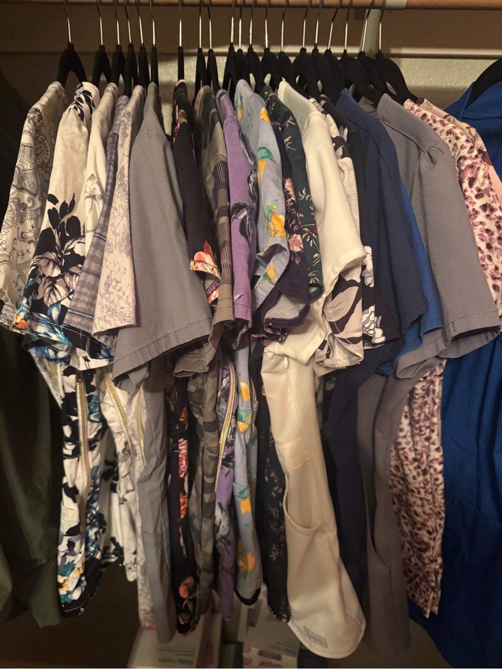 Entire Lot Jaanuu Mixed Floral & Solid Scrub Tops